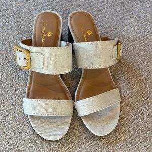 Tommy Bahama Sandals - Color Light Tan/Ivory - Size 8 1/2